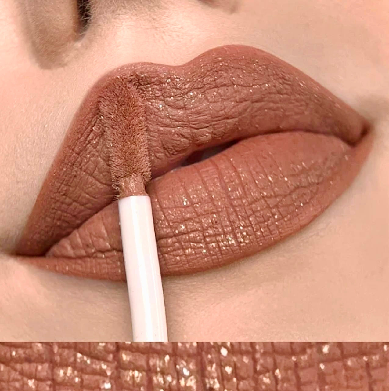 Lápiz labial líquido mate - glam marrón